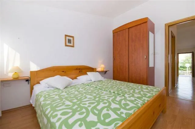 Apartment Villa Marianne Vinkuran